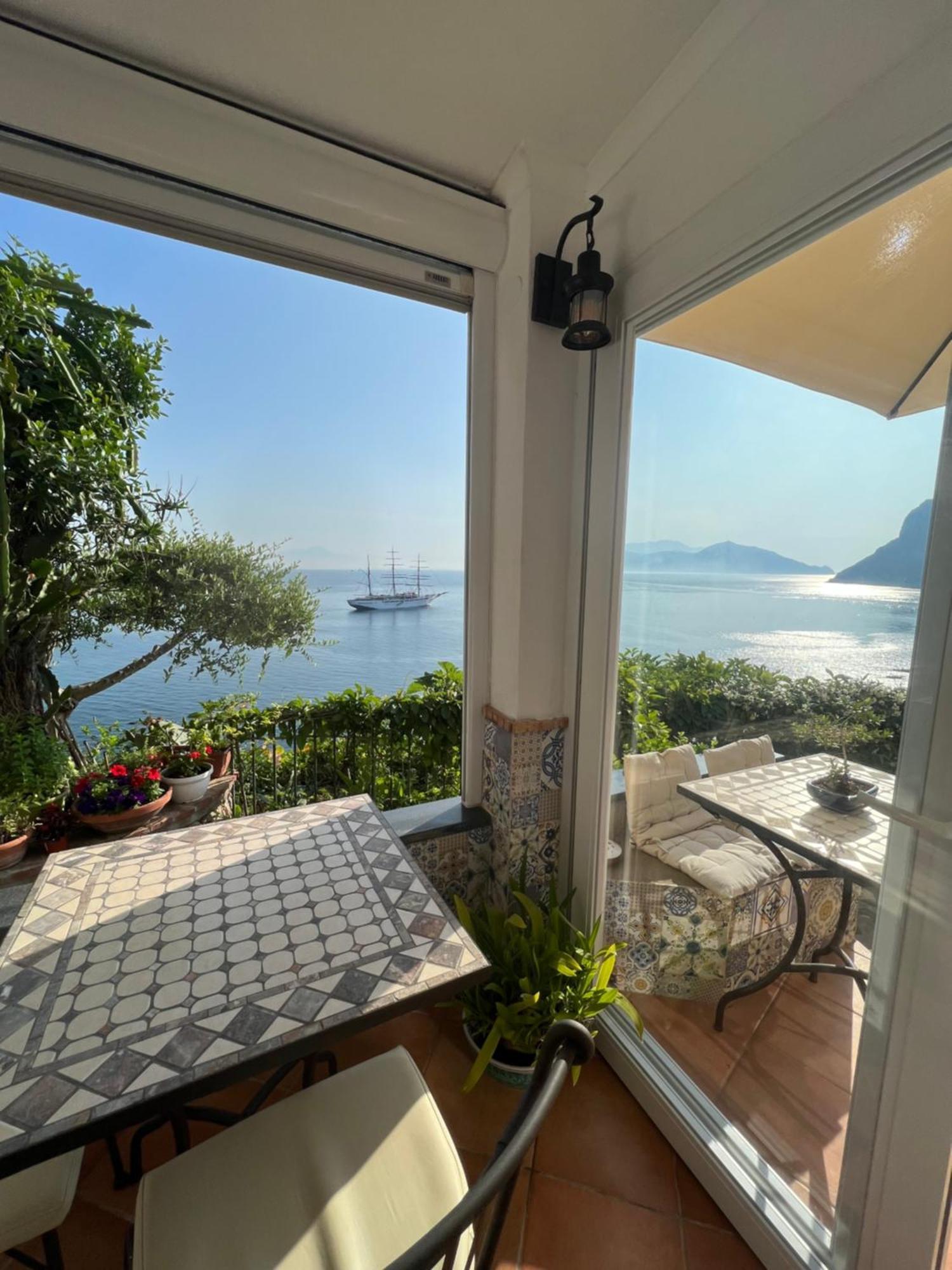 Bed and Breakfast La Terrazza Sul Mare Capri Exterior foto